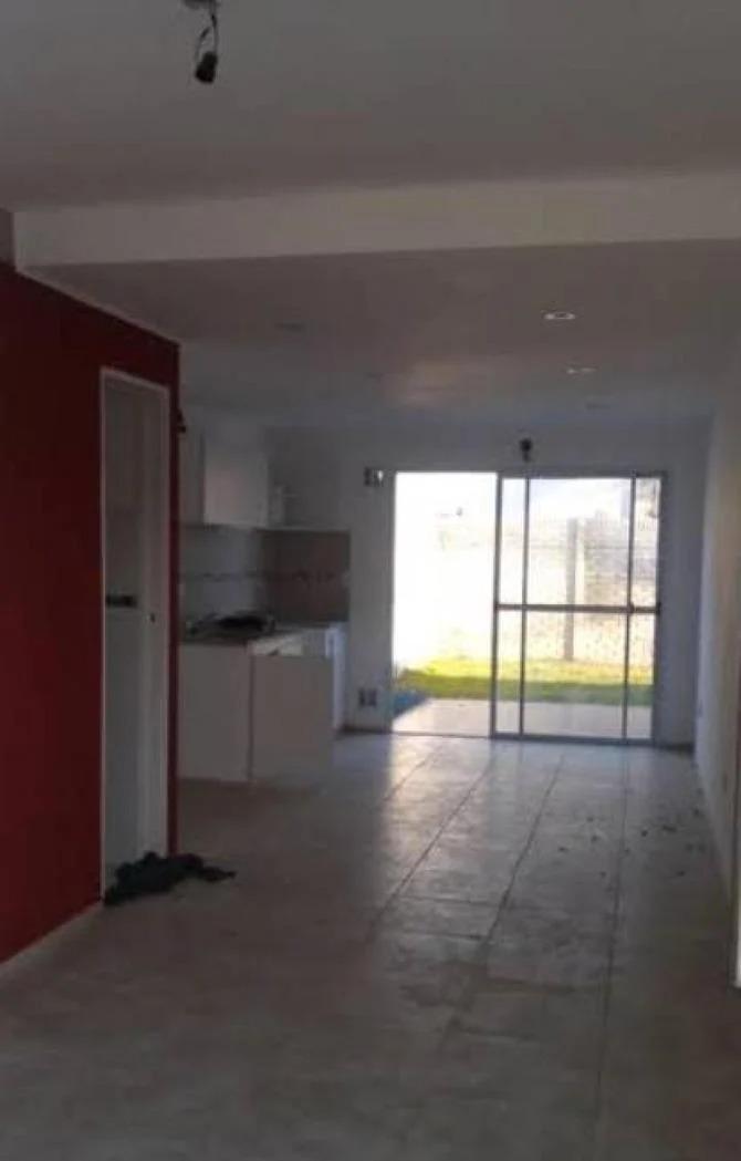 PH EN VENTA EN GONNET — foto 1