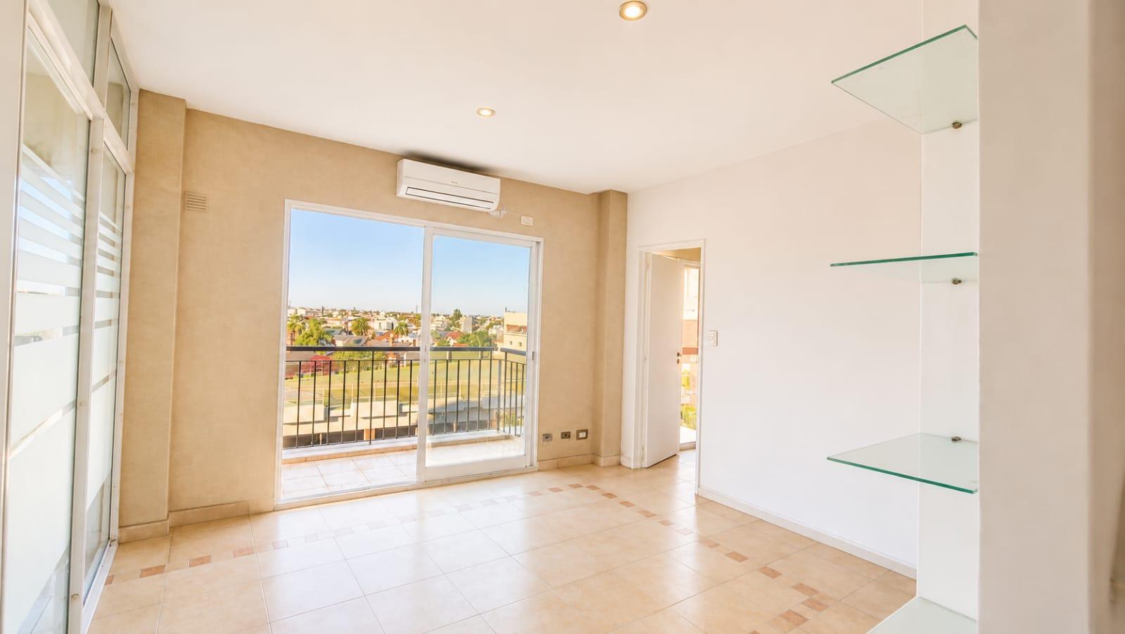 Departamento Dúplex con Terraza - Ramos Mejia — foto 1