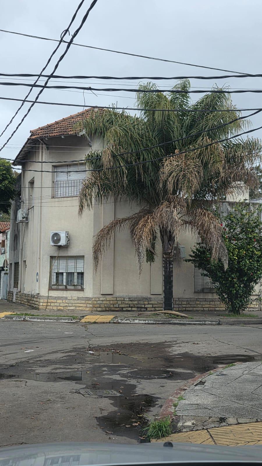 VENTA-PERMUTA PH 5 AMB.- HAEDO — foto 1