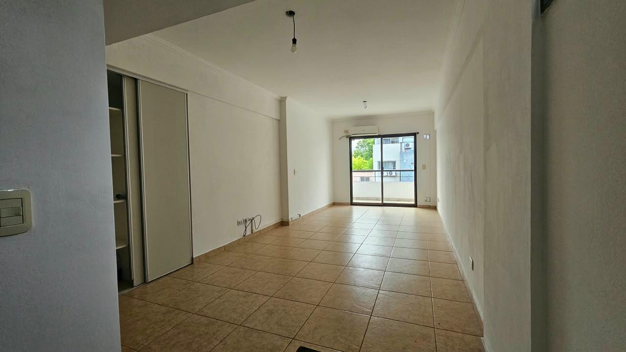 Departamento en alquiler en Parque Chas — foto 1