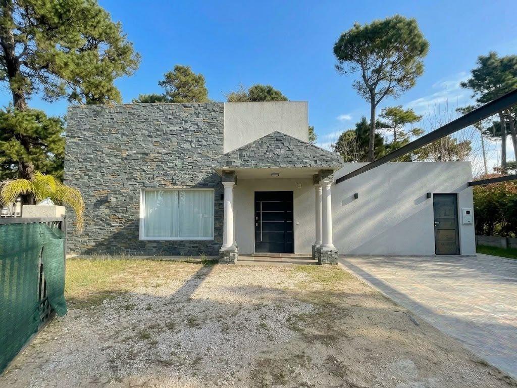 Casa en Alquiler Temporal en Pinamar Norte — foto 1