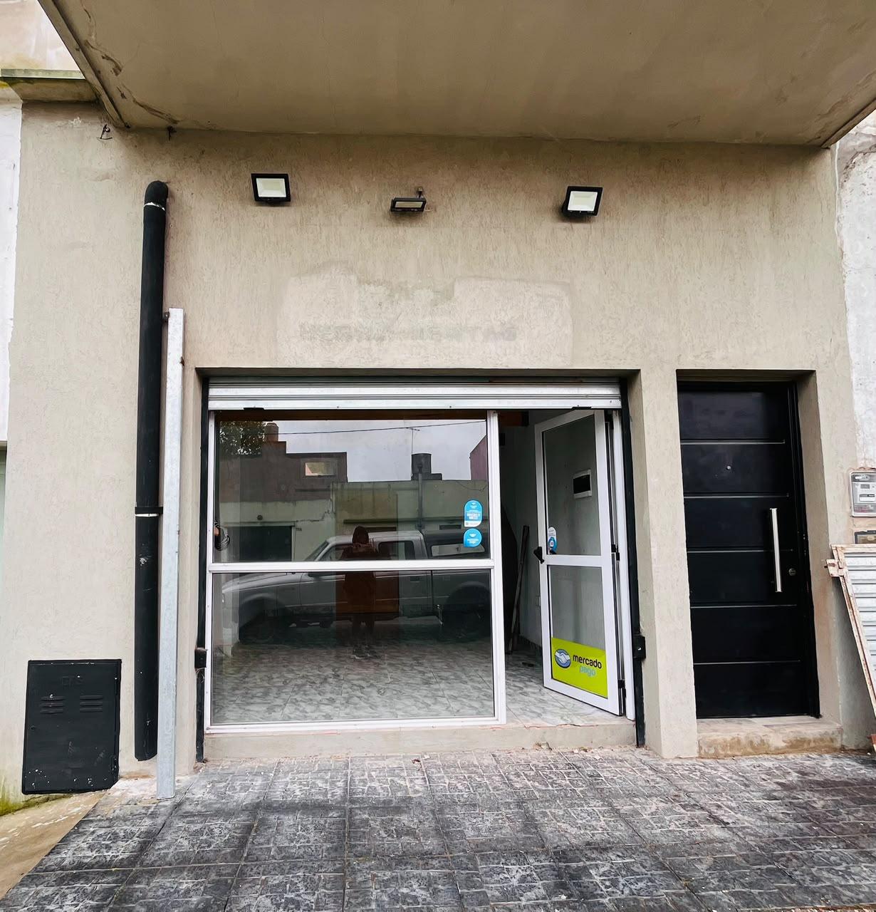 Local en alquiler en Gambier — foto 1