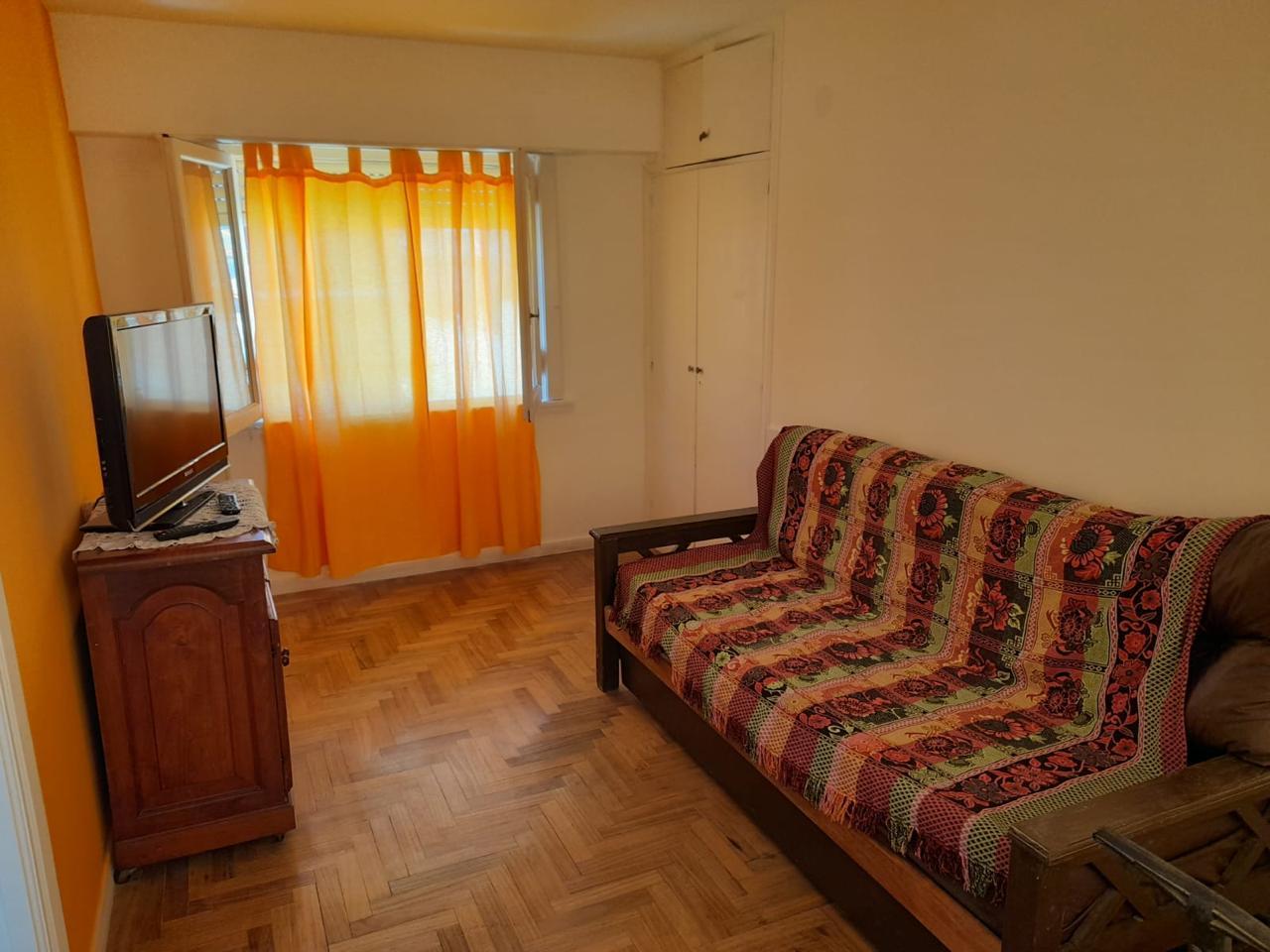 VENTA Departamento 3 ambientes en La Perla — foto 1