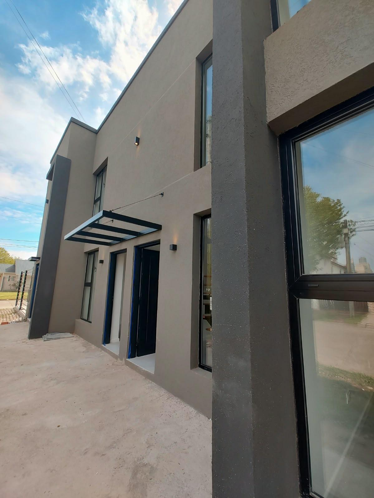 VENTA DUPLEX 2 AMB - COCHERA - A ESTRENAR — foto 1