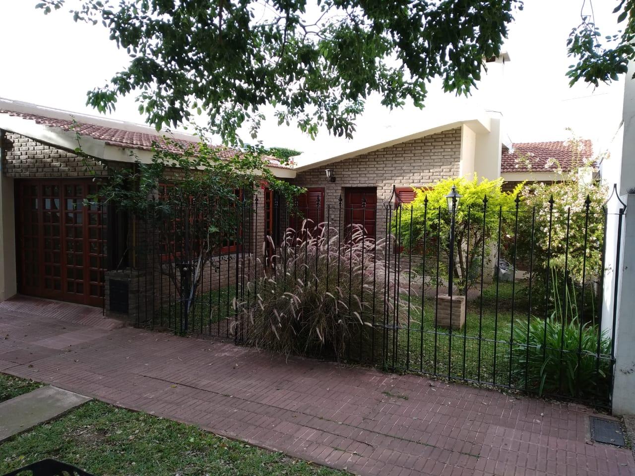 Casa en venta en Rafaela apta crédito — foto 1