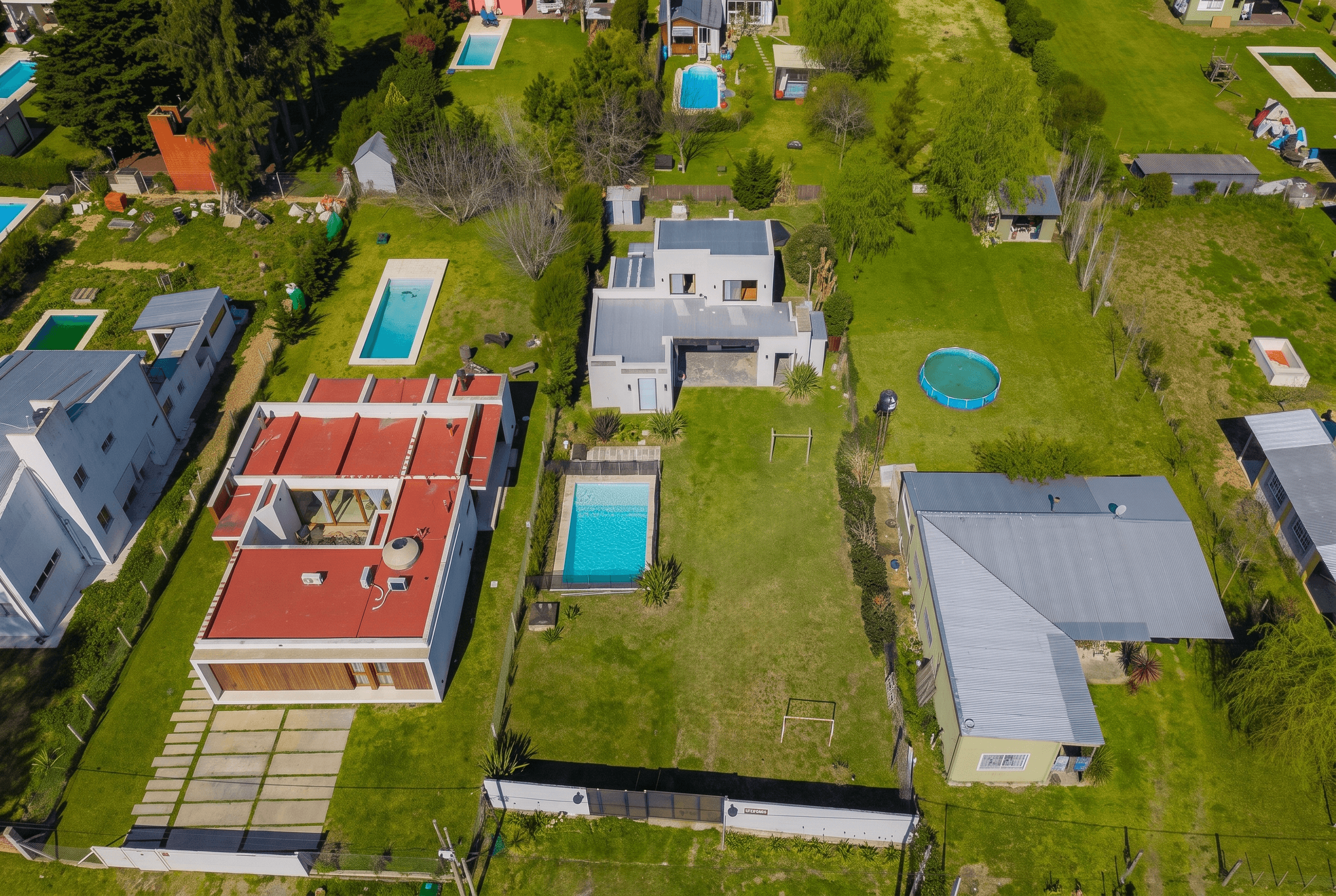 CASA EN VENTA PARQUE SICARDI — foto 1