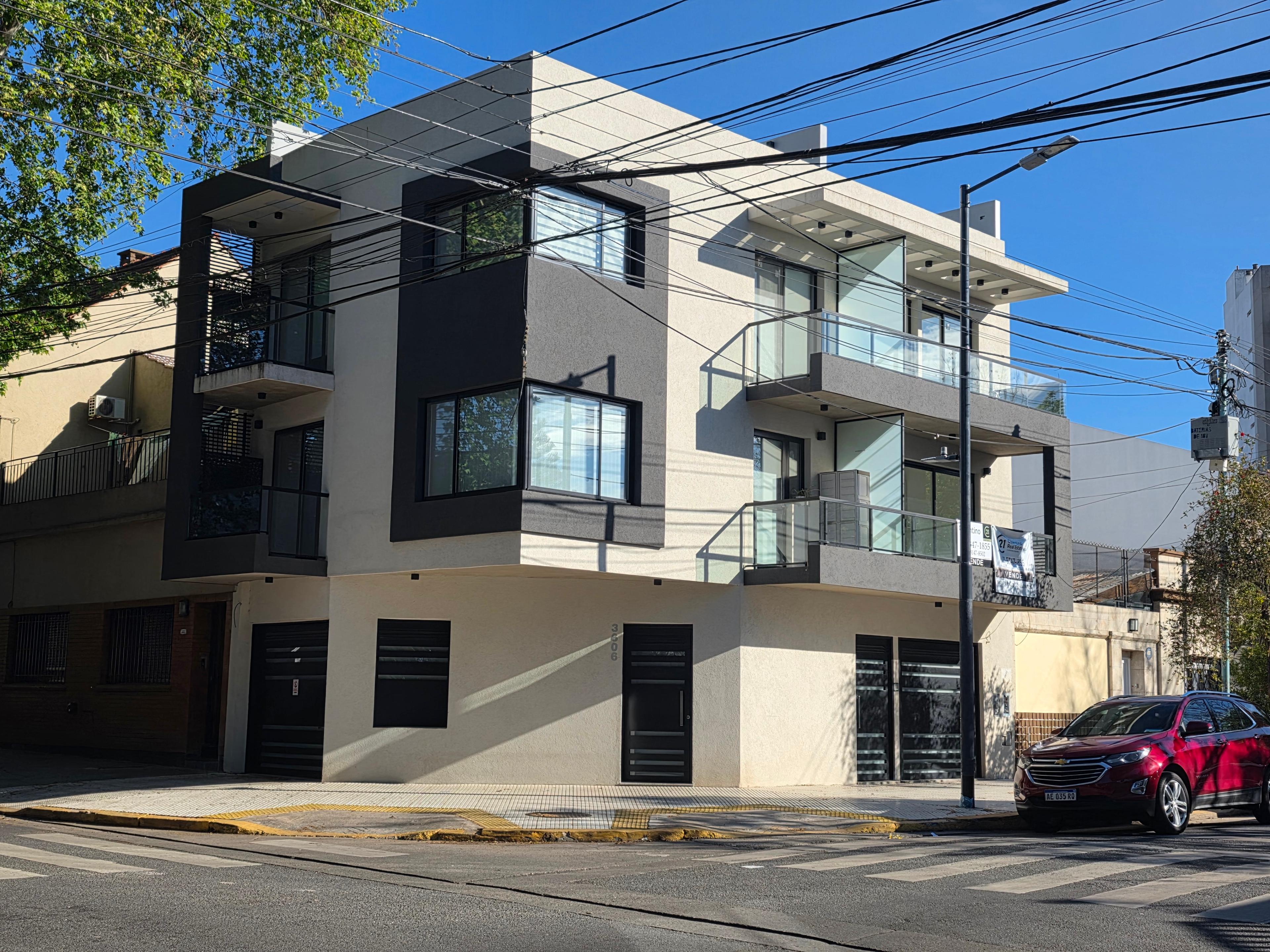 VENTA PH 3 ambientes Devoto con COCHERA — foto 1