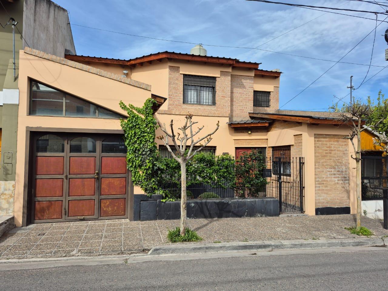 Casa en venta en neuquen — foto 1
