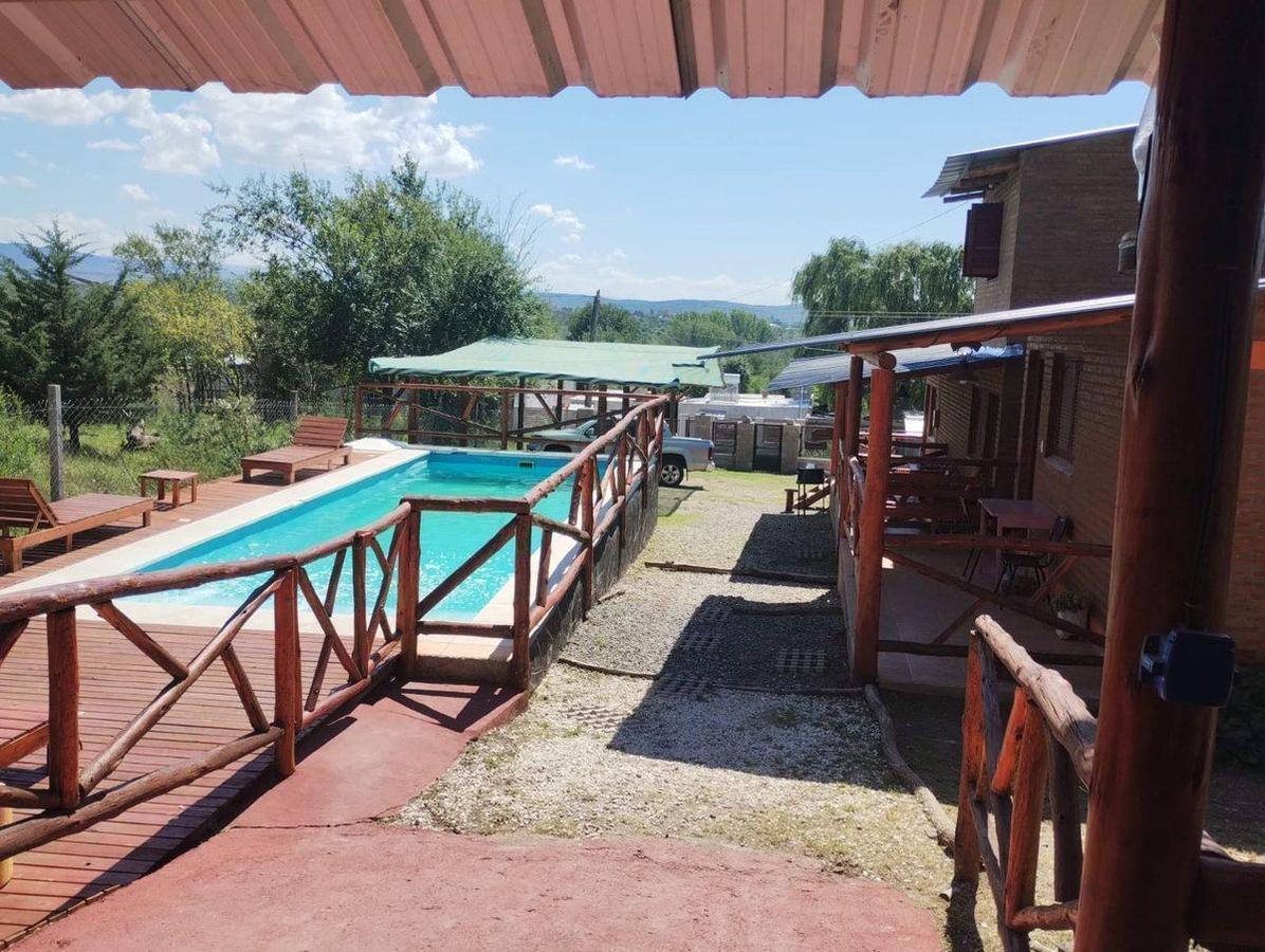 Complejo de cabañas en venta en San Antonio — foto 1