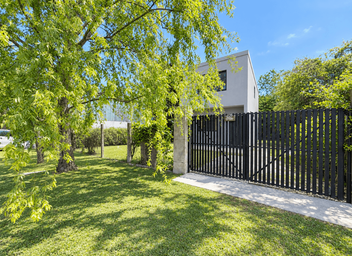 Casa en venta de 3 ambientes 2 plantas cochera en Pilar Pellegrini II — foto 1