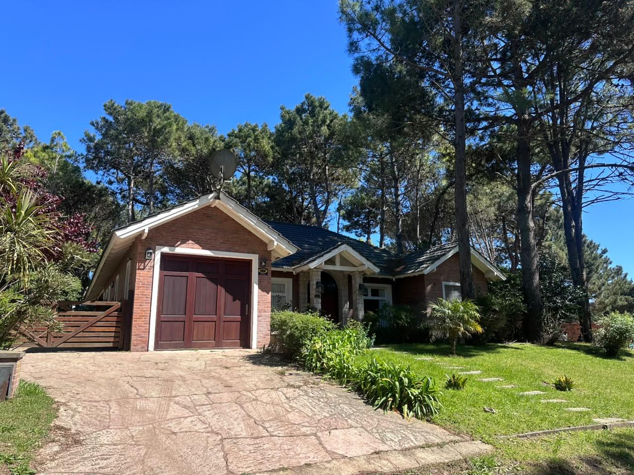 Casa en venta en Pinamar — foto 1