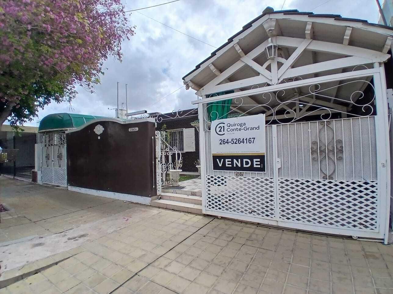 Barrio San Juan. Excelente inmueble en inmejorable ubicación. — foto 1