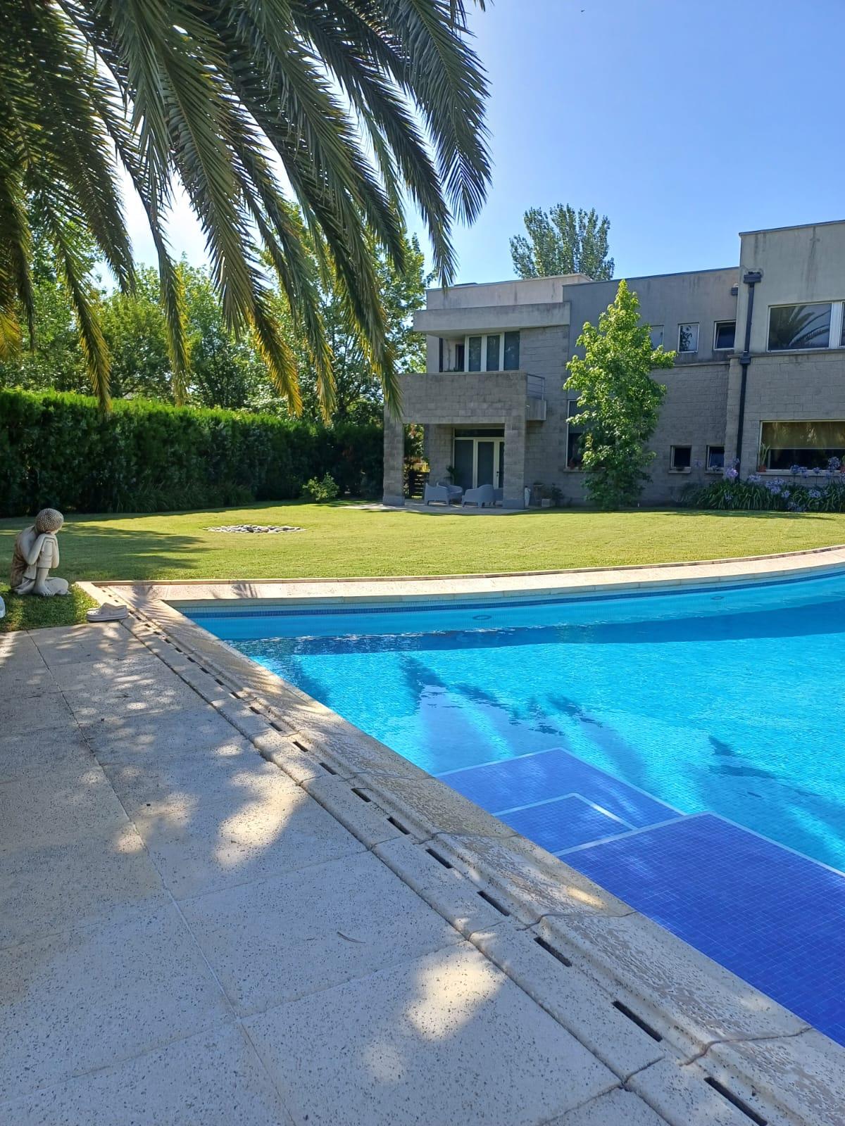 Casa en alquiler en Los Ceibos Amoblada — foto 1