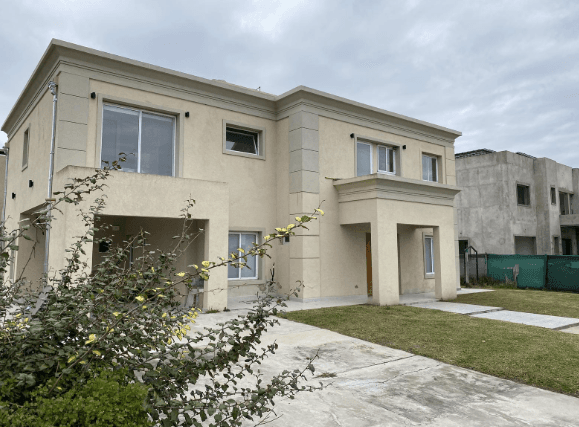 EXCLUSIVA CASA EN VENTA EN LA PROVIDENCIA RESORT & COUNTRY CLUB | CANNING — foto 1