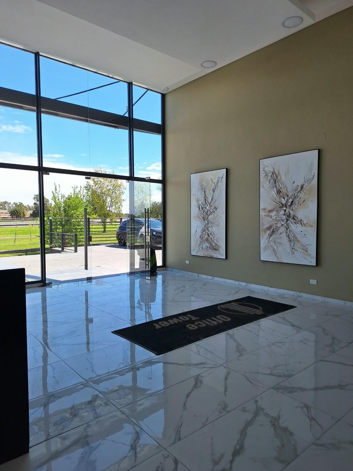 Oficinas en venta en Belén de Escobar — foto 1
