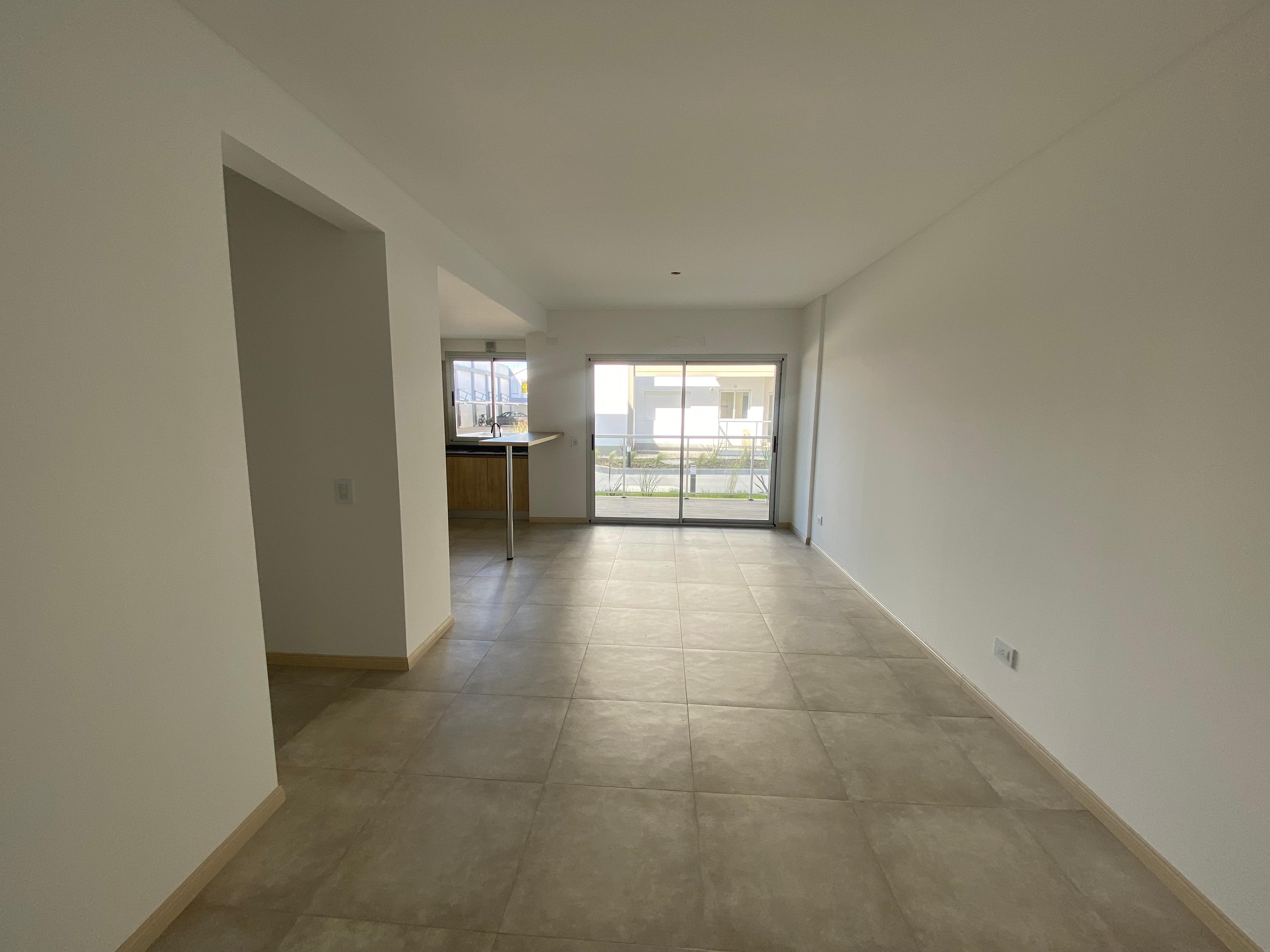 DEPARTAMENTO 3 AMBIENTES A ESTRENAR CON COCHERA EN COMPLEJO PRIVADO — foto 1
