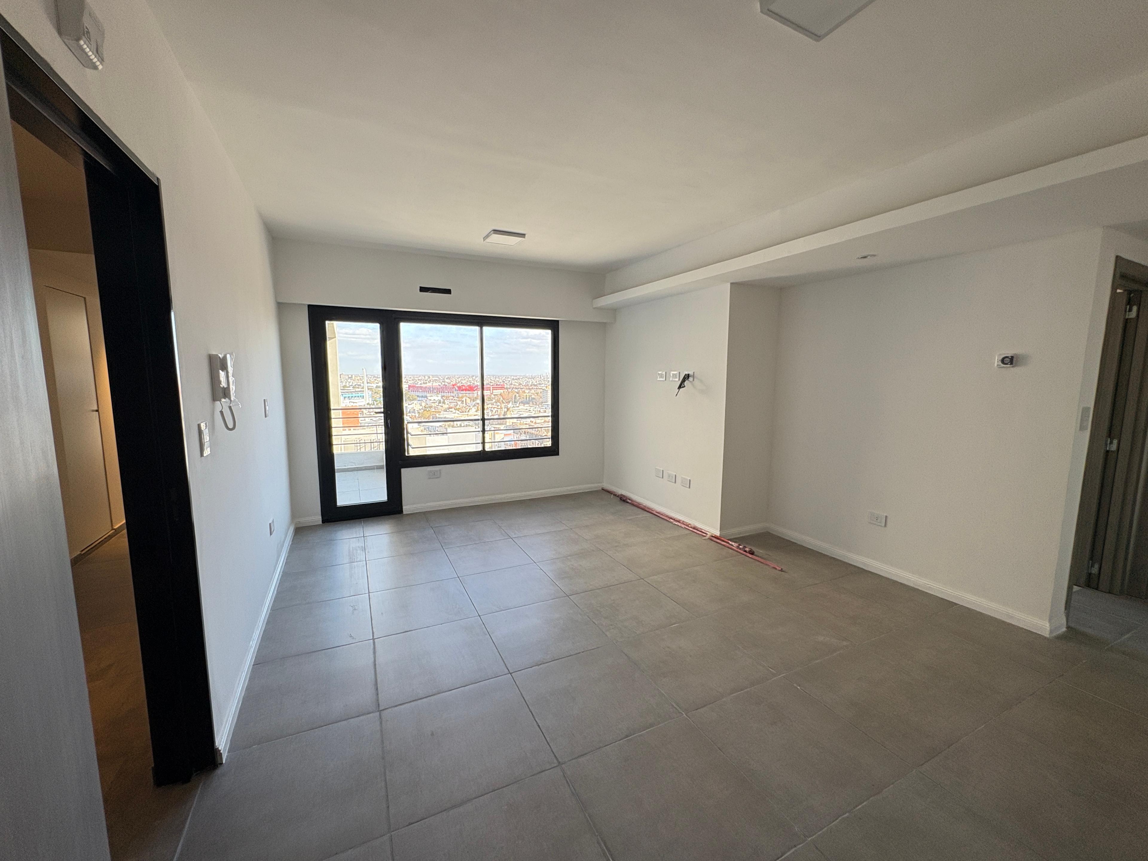 DEPARTAMENTO 2 AMBIENTES A ESTRENAR EN EL CENTRO DE AVELLANEDA — foto 1