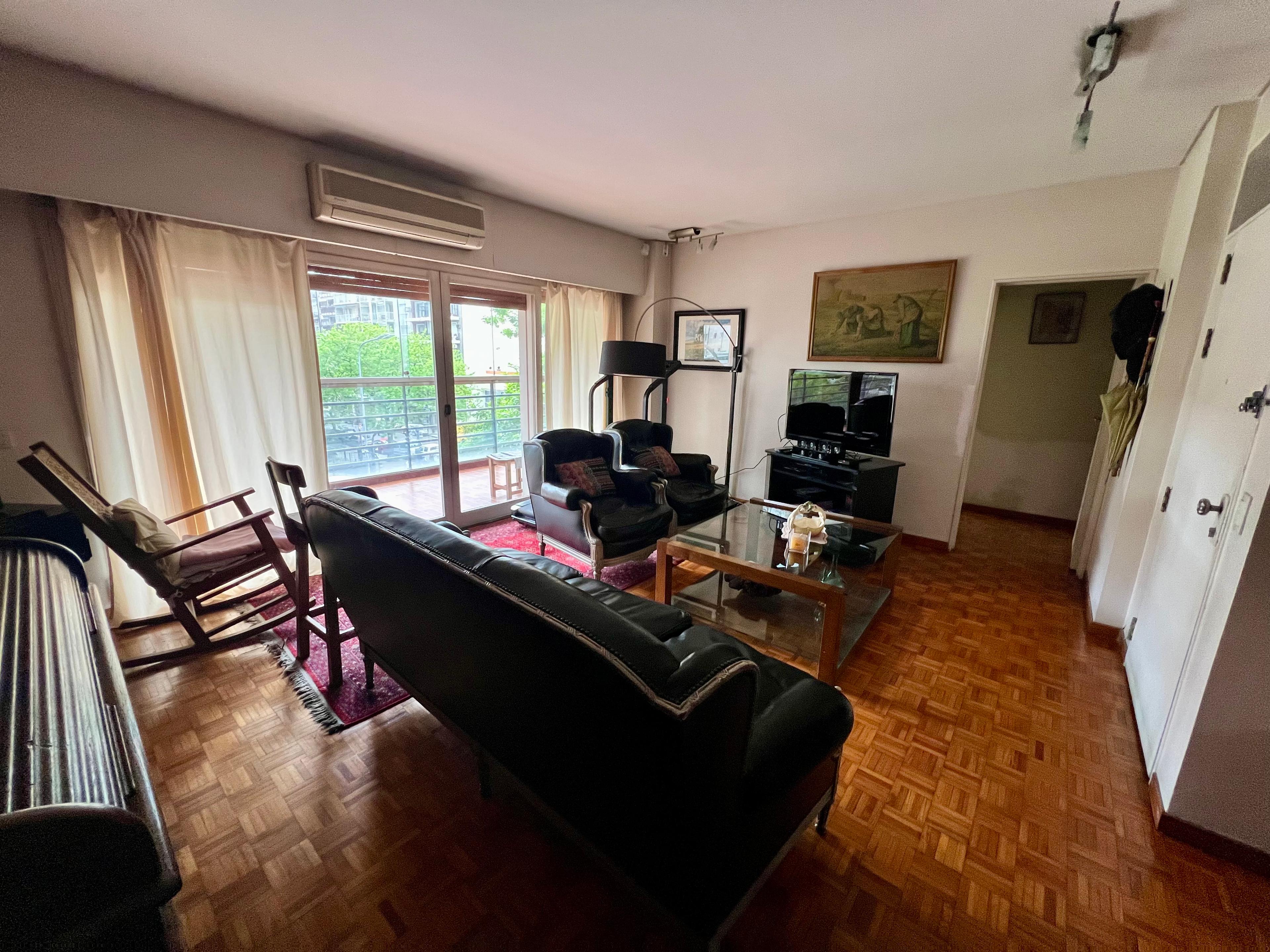 VENTA 4 AMB. + DEPENDENCIA + BALCON ATERRAZADO FRENTE A LA PLAZA SOBRAL — foto 1