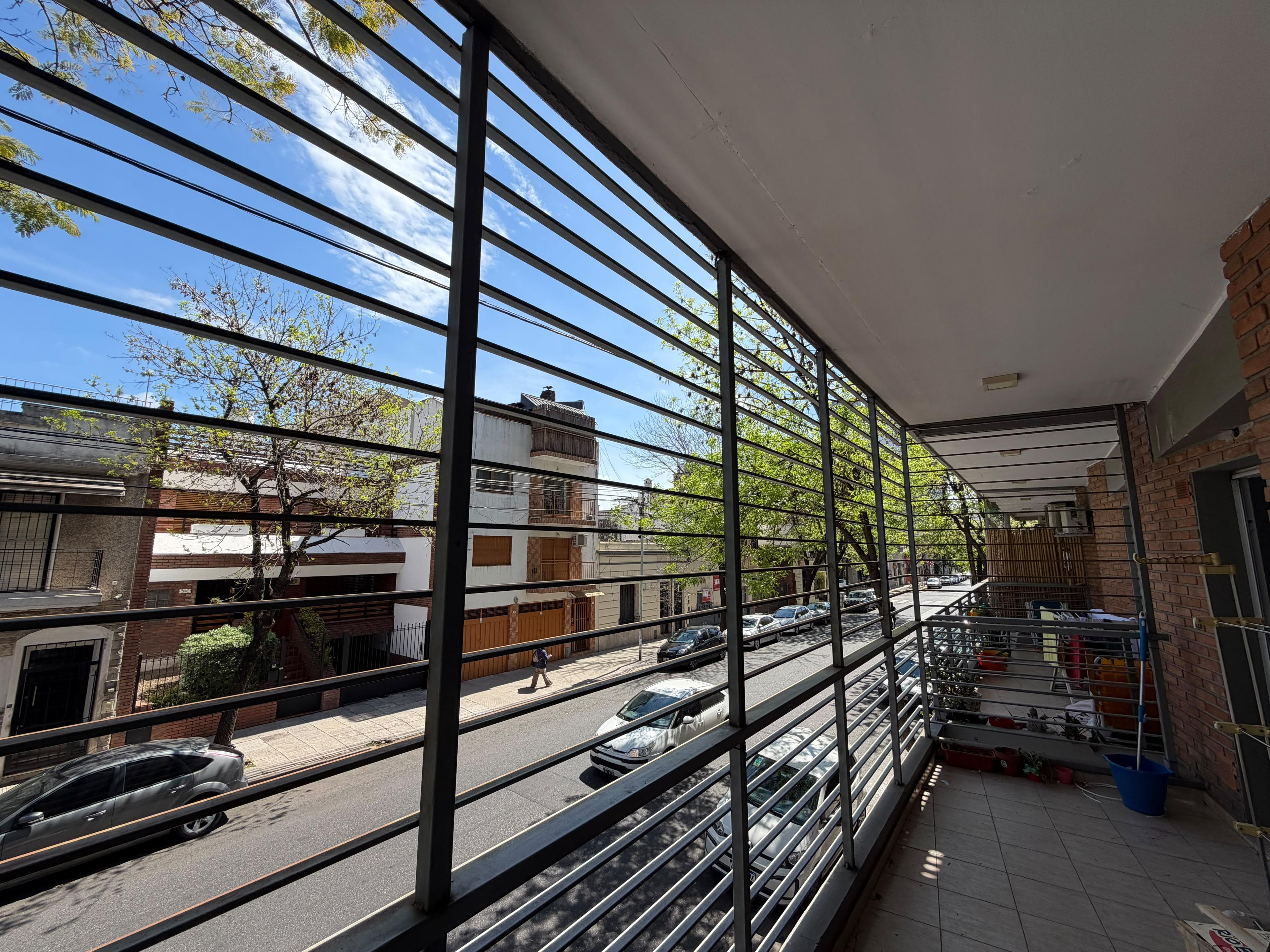 Departamento en alquiler en Flores — foto 1