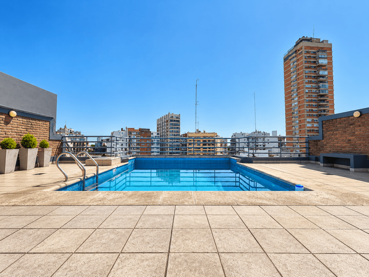 Venta 2 Ambientes en Las Cañitas con Balcón, Pileta y Seguridad - Apto Credito — foto 1