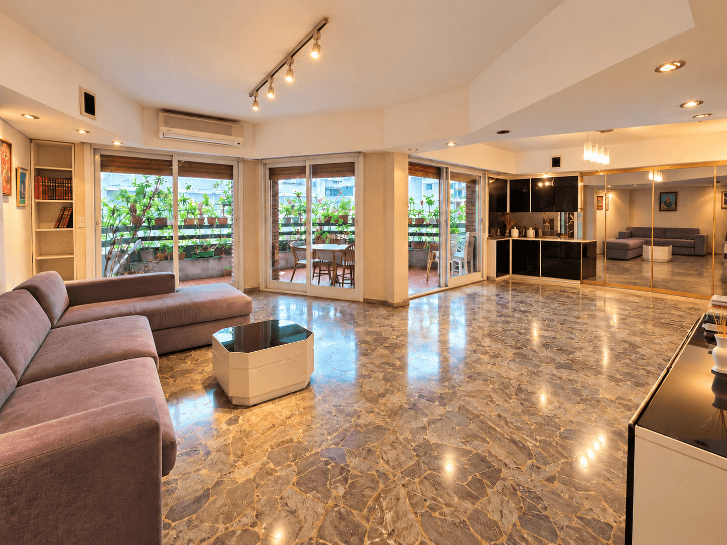 VENTA DEPARTAMENTO 4 AMB C/BALCONES, COCHERA Y SEG 24HS PRESENCIAL EN BELGRANO — foto 1
