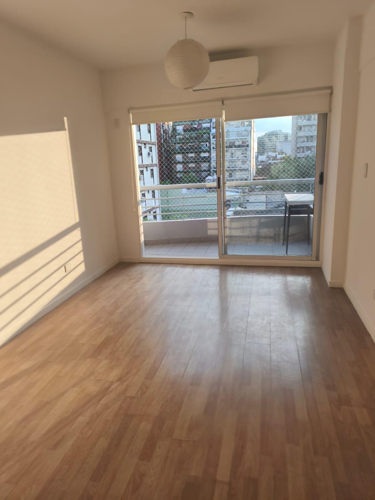 ALQUILER VILLA URQUIZA 2 AMBIENTES CON COCHERA FIJA — foto 1