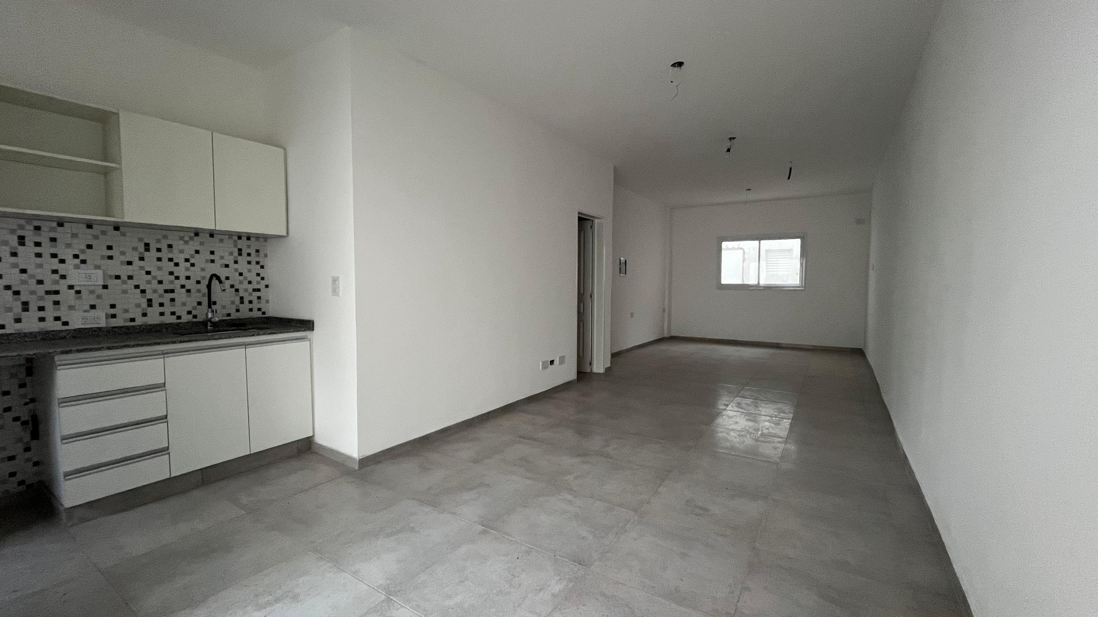 ¡A ESTRENAR! Moderno Departamento con patio propio privado en Santos Lugares — foto 1