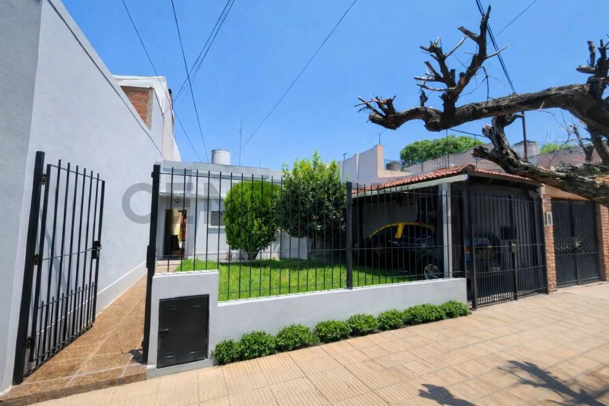 Gran Oportunidad Ciudadela Casa en Lote Propio Ideal Inversores o Multifamiliar — foto 1