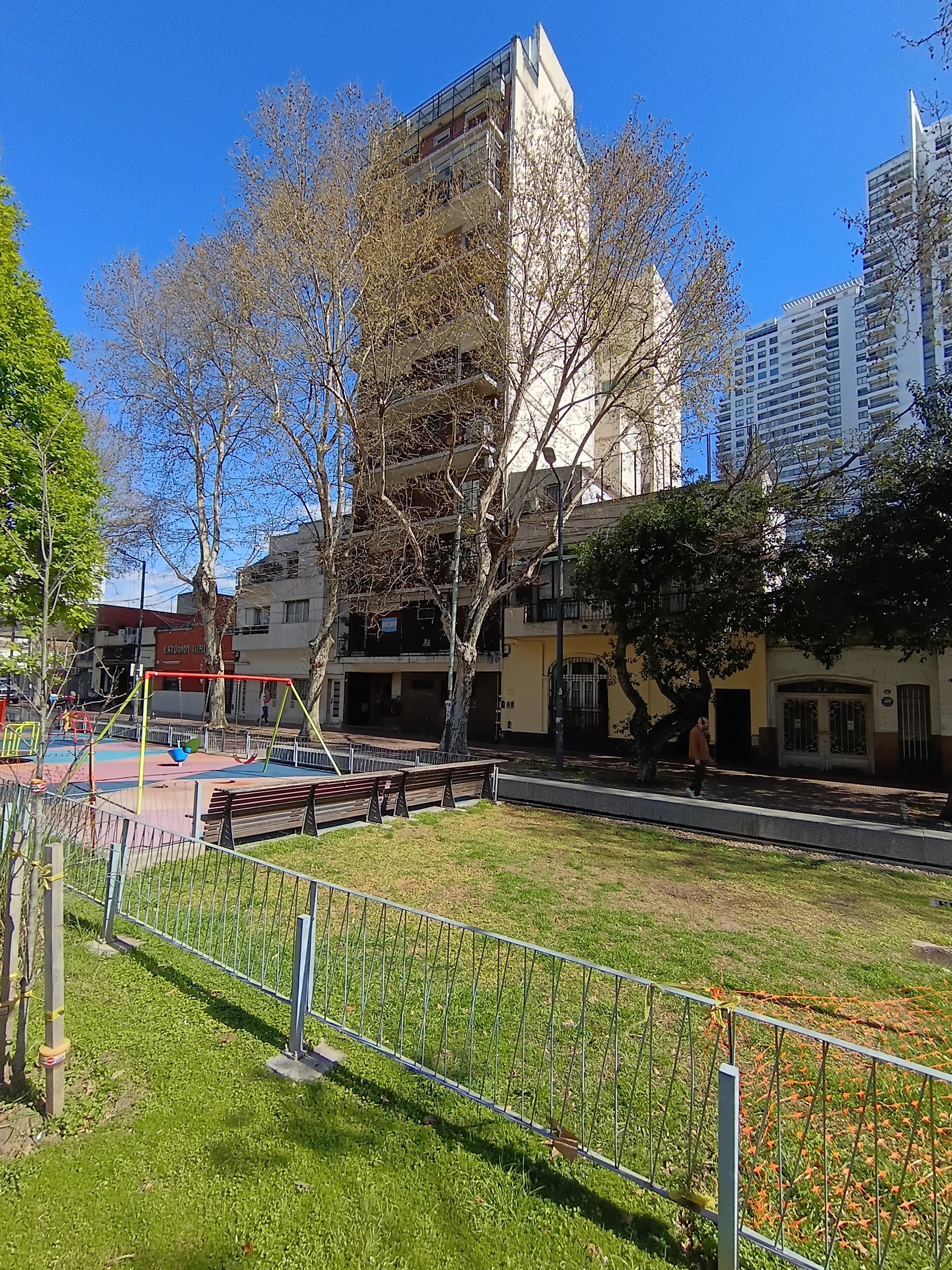 Venta Departamento 3 Ambientes Dependencia Caballito Frente Baulera — foto 1