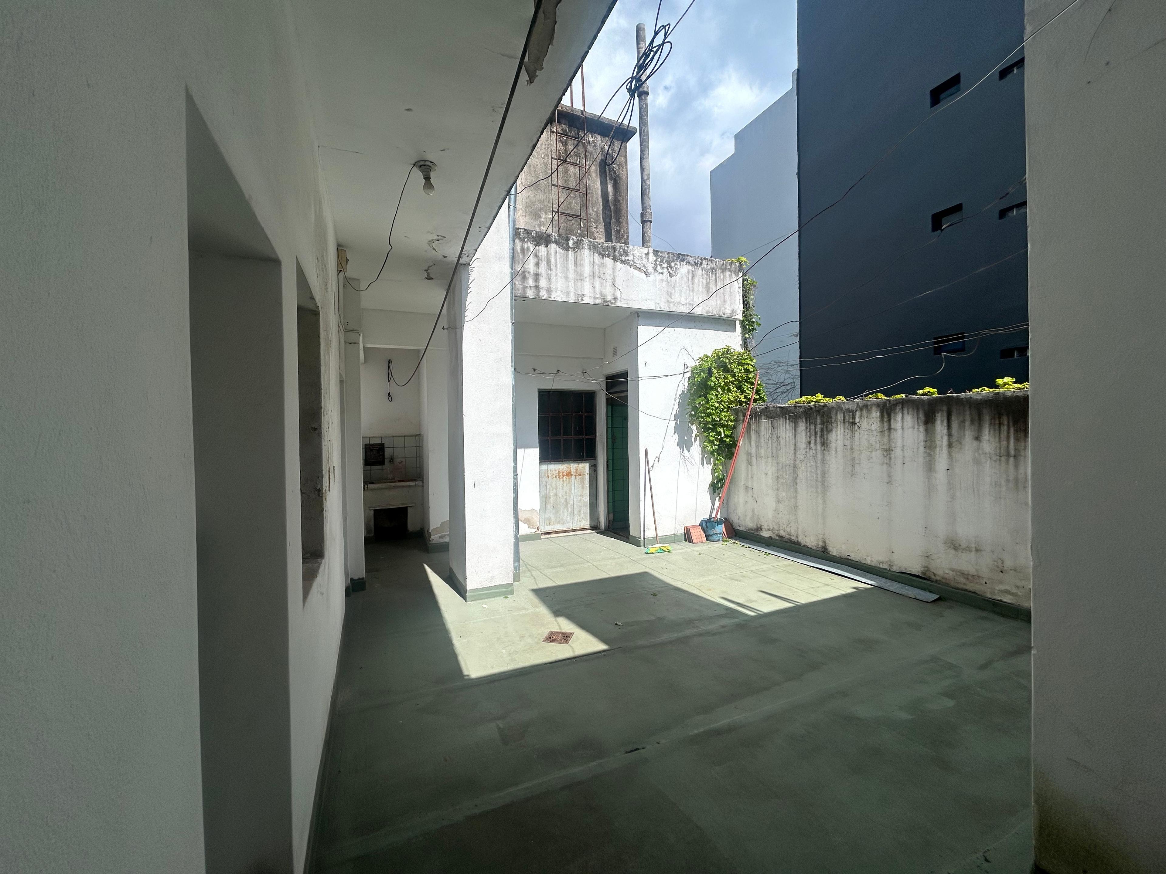 Venta Departamento 3 AMBIENTES en Belgrano terraza y Baulera — foto 1