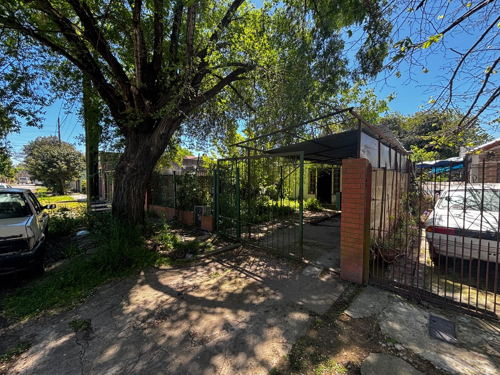 Venta Lote Propio en Platanos, Berazatagui 8.66m x 65m — foto 1