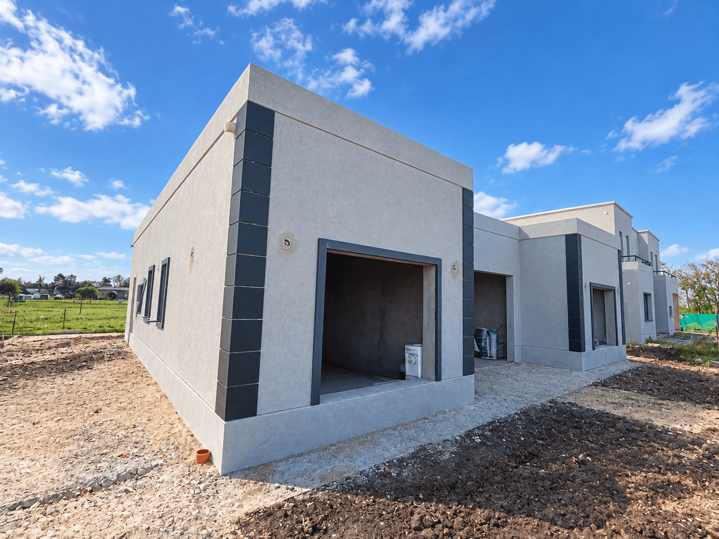 CASA 4 AMBIENTES A ESTRENAR VILLAGE JOVEN — foto 1