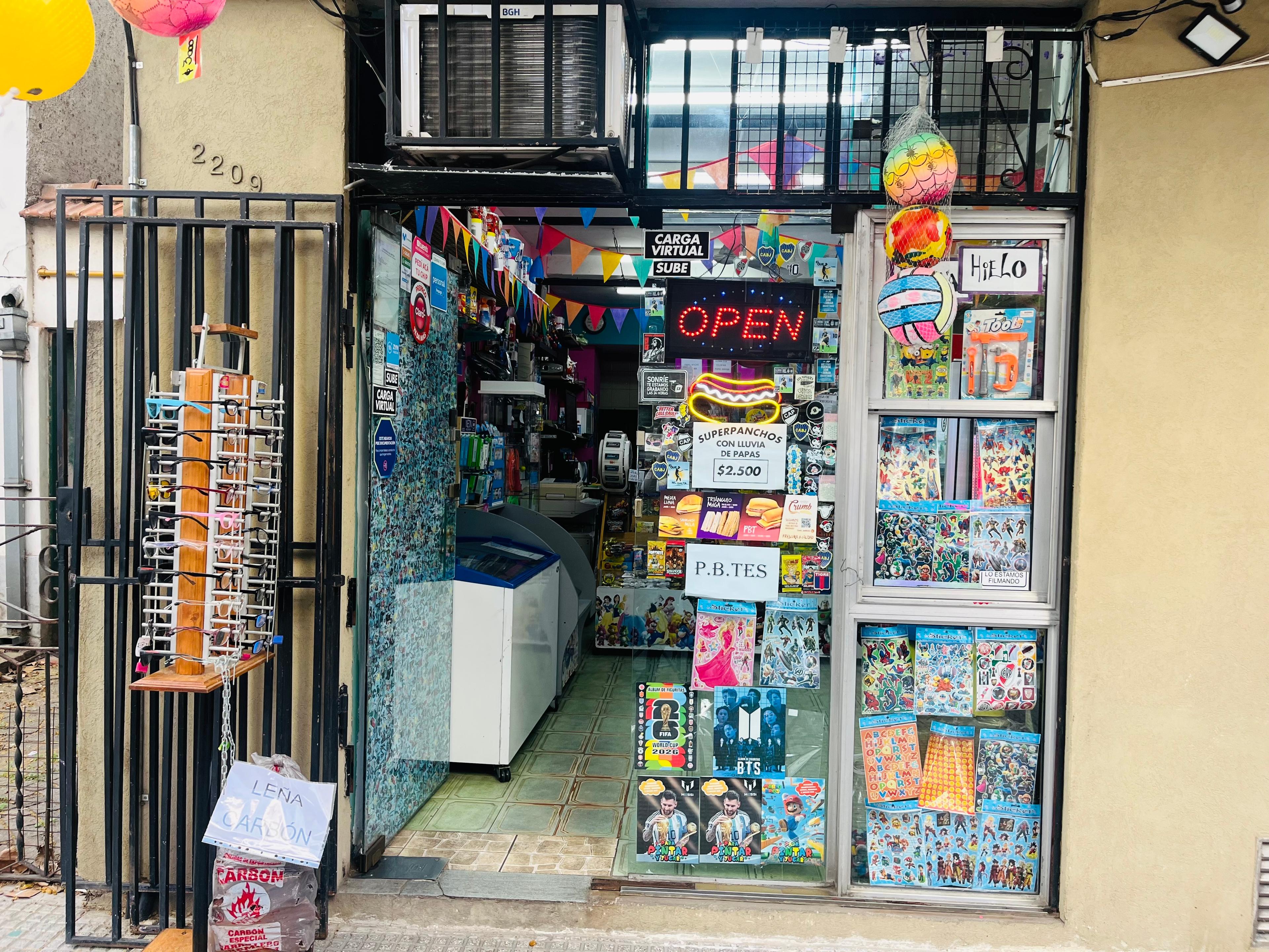 LOCAL COMERCIAL EN VENTA VILLA URQUIZA — foto 1