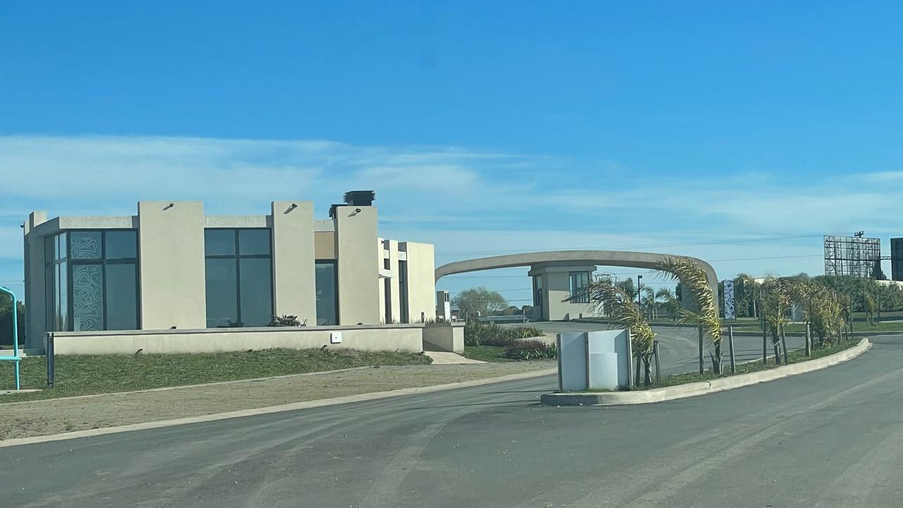 Venta Lote en Developer Aqua — foto 1