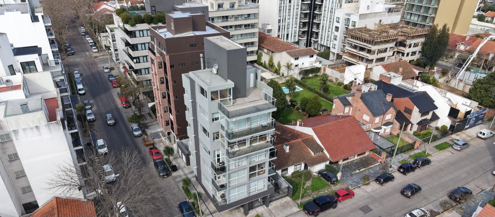 Departamento en venta en Güemes — foto 1