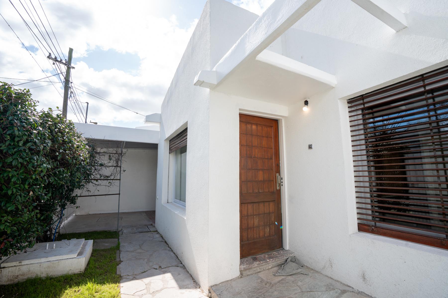 Venta de casa en Gonnet — foto 1