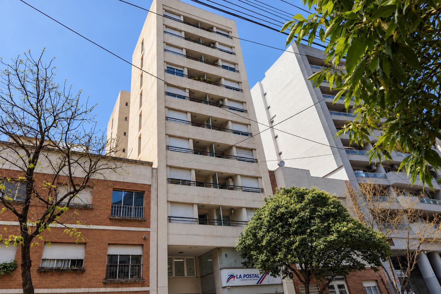 Departamento MONOAMBIENTE en alquiler, La Plata — foto 1