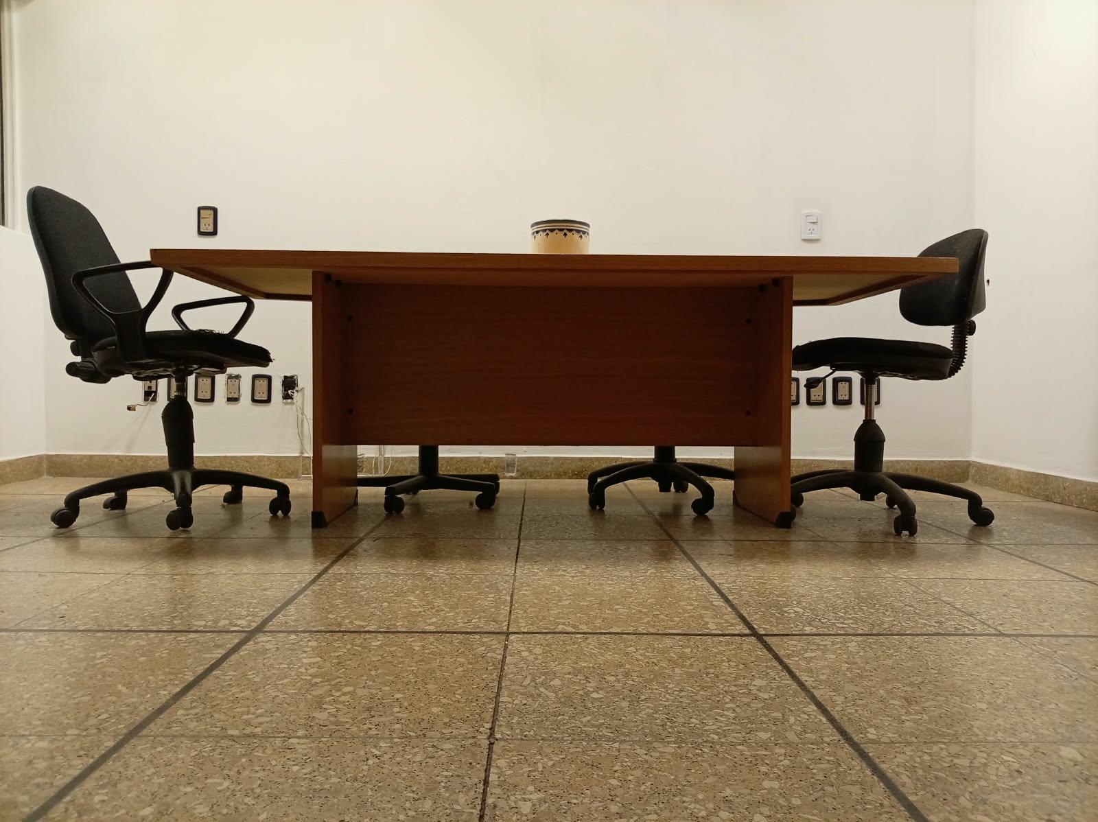 OFICINAS AMPLIAS APTO PROFESIONAL-COCINA +2 BAÑOS+RECEPCIÒN TOTALMENTE EQUIPADAS-FRENTE A ESTACIÒN CHILAVERT — foto 1