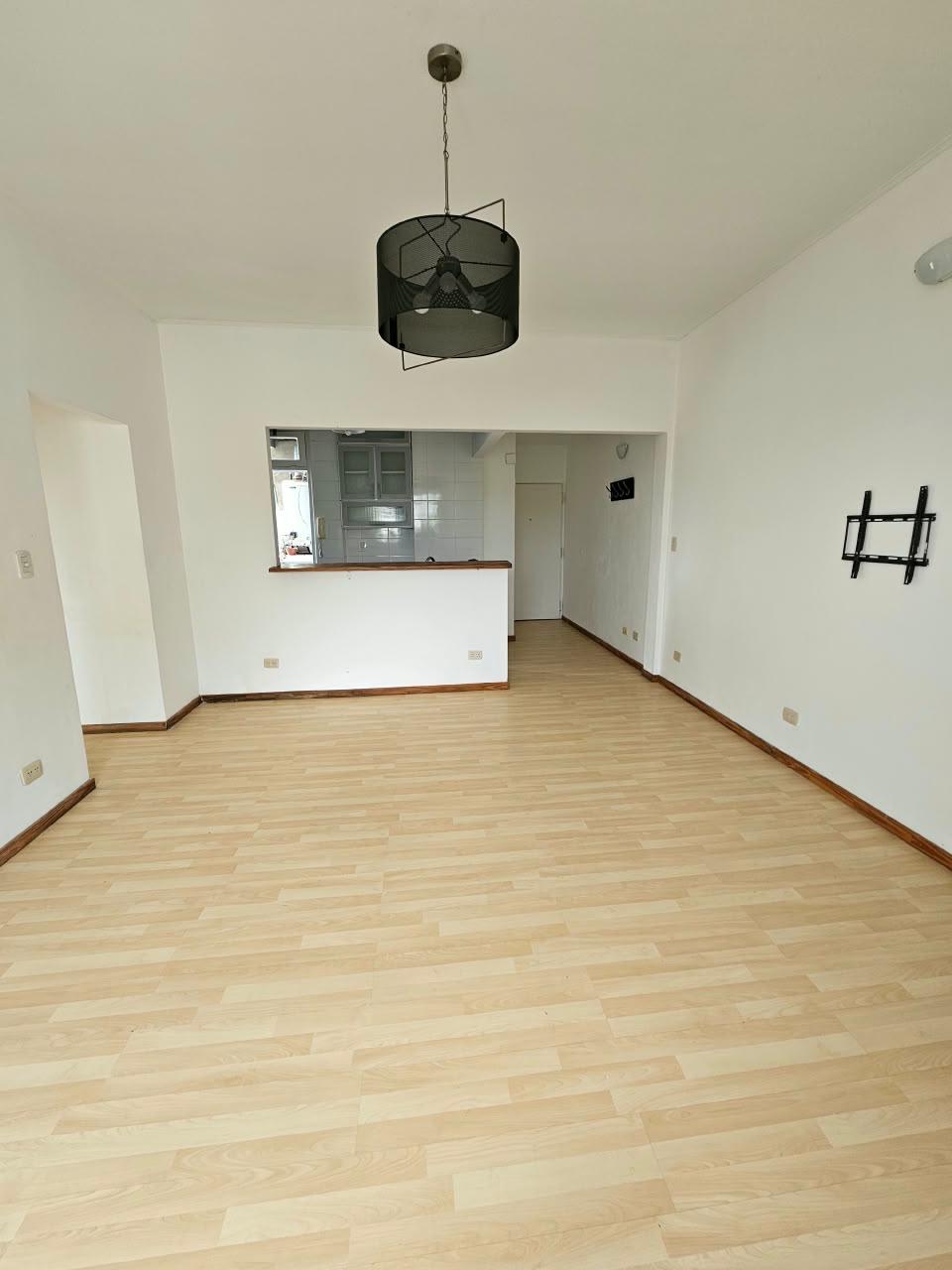 Alquiler 3 Ambientes Renovado en Villa Crespo — foto 1