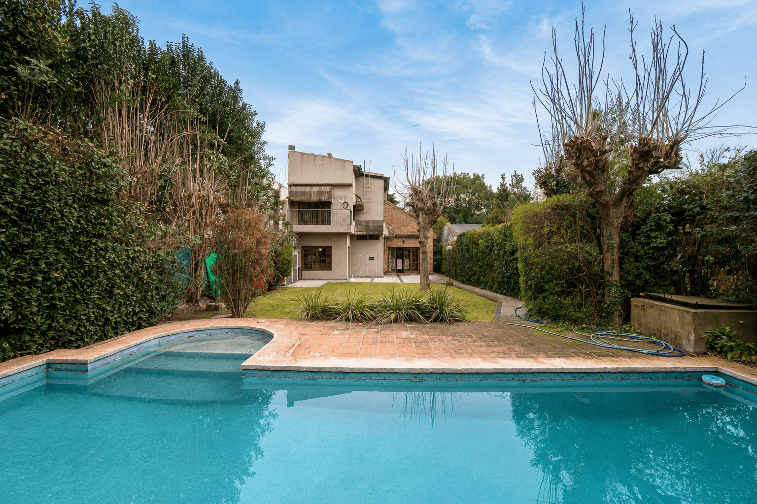 Casas en venta en City Bell entre caminos — foto 1