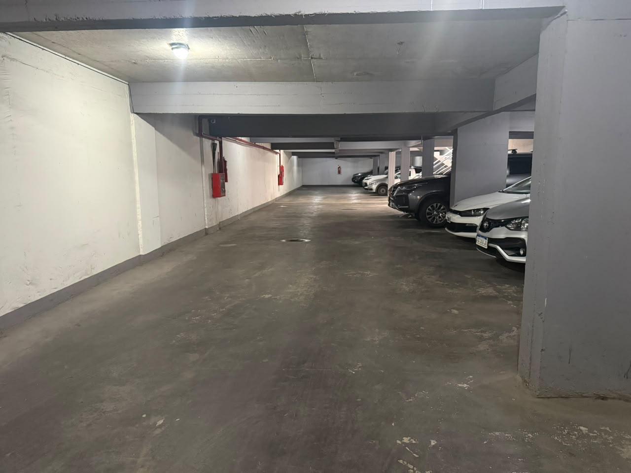 COCHERA CUBIERTA EN VENTA EN LA PLATA — foto 1