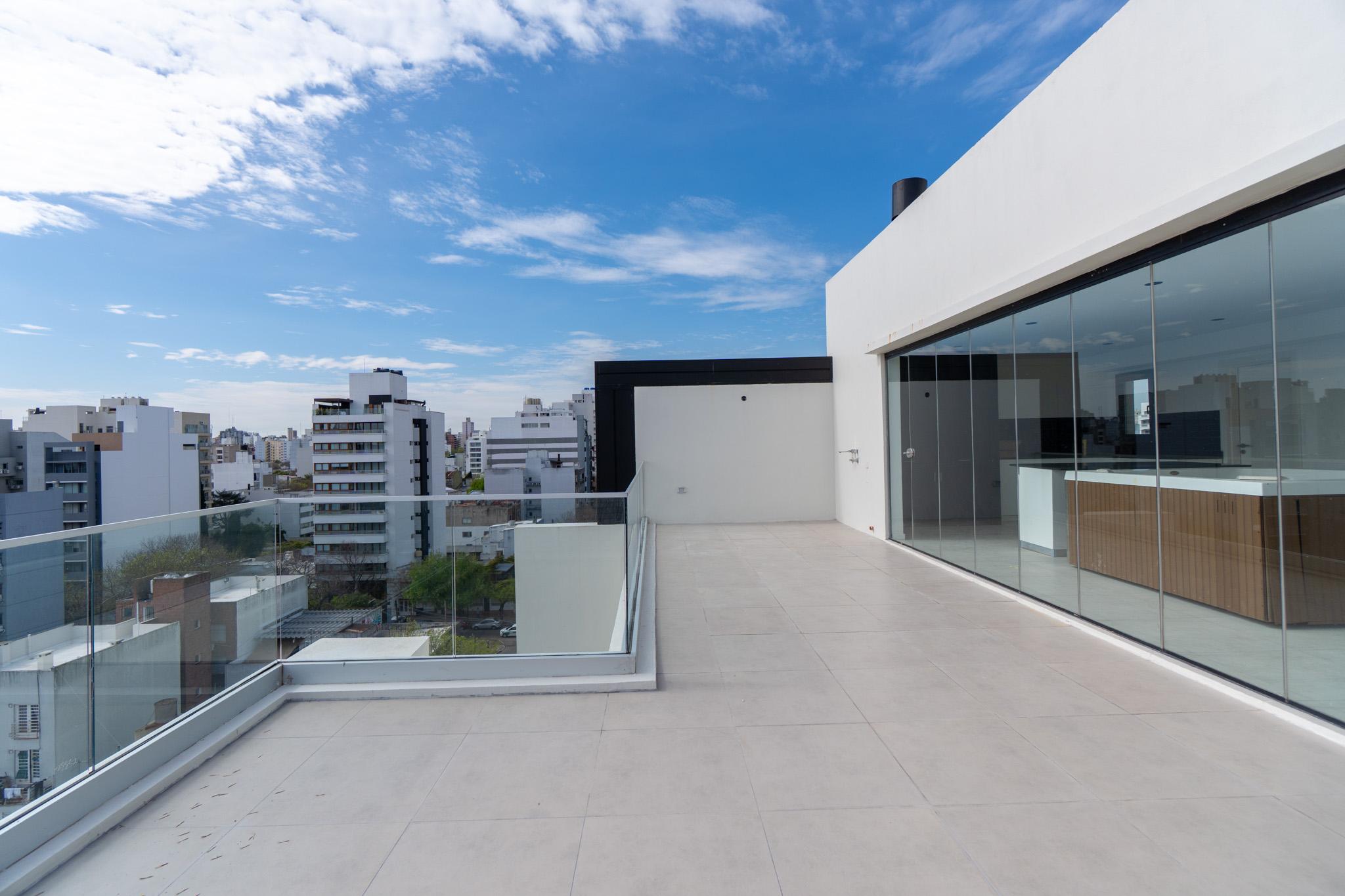 Departamento en venta tipo TRIPLEX en La Plata — foto 1