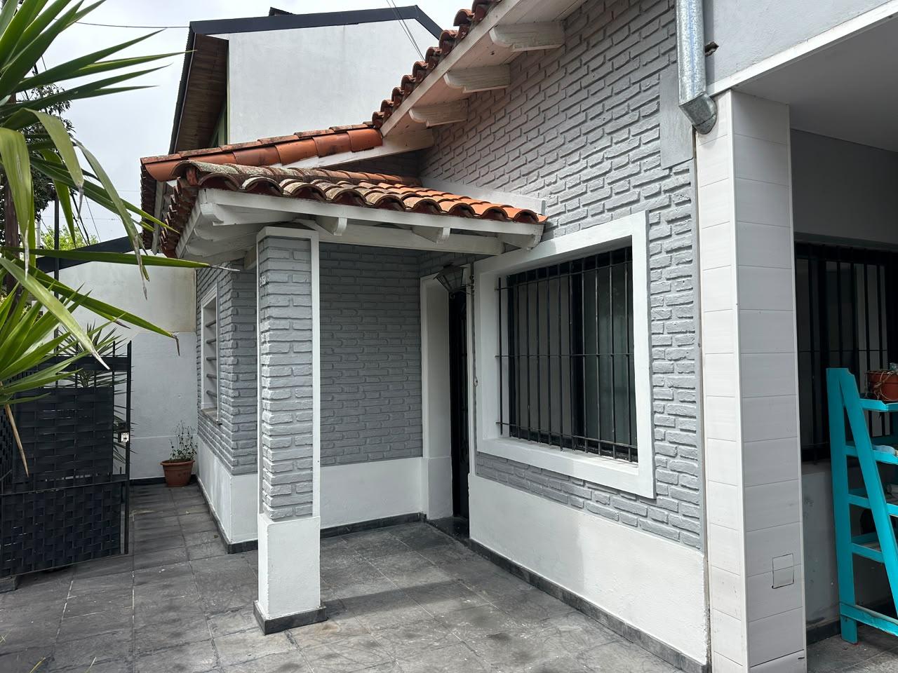 Casa en venta en Gonnet — foto 1