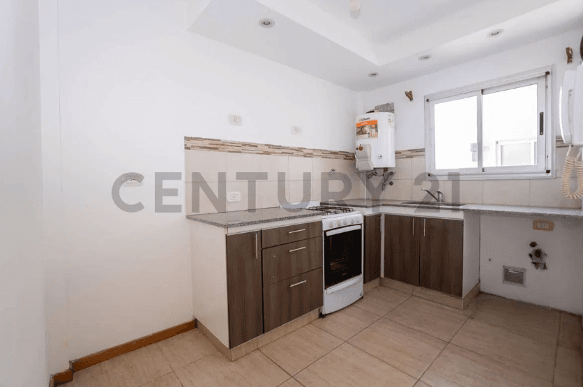 Departamento en alquiler en La Plata con cochera — foto 1