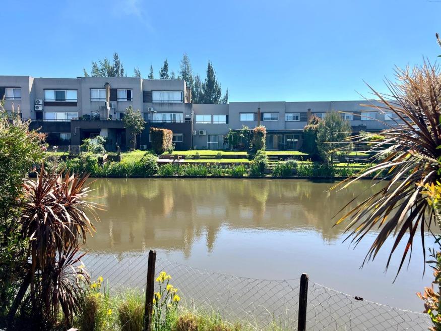 Duplex 4 amb en venta en Lago Escondido - Nordelta — foto 1