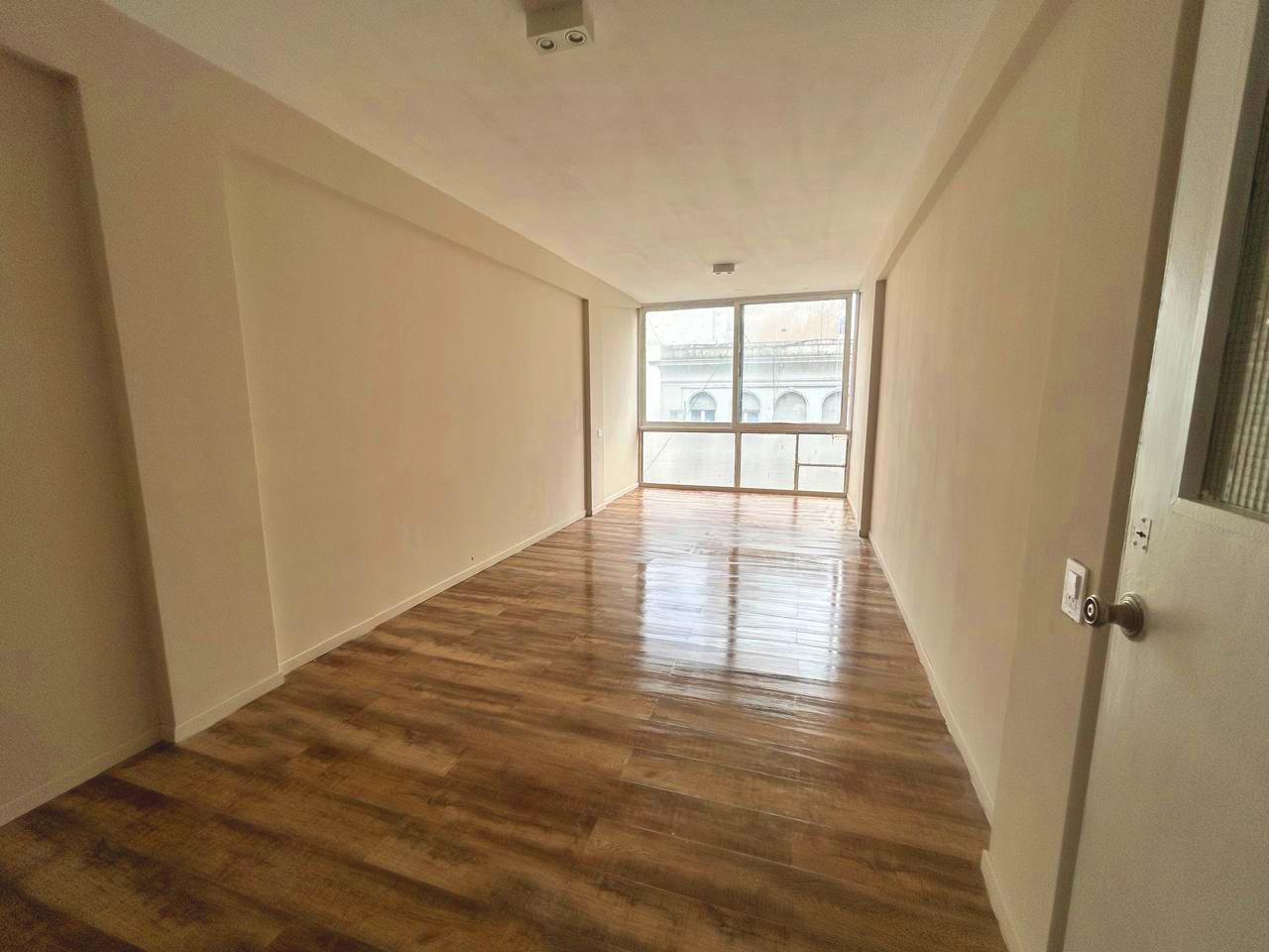Alquiler y Venta de Oficina en el centro de La Plata — foto 1