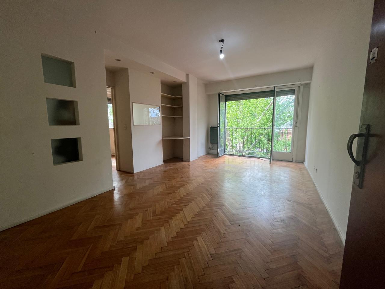 Departamento de dos dormitorios en venta en Olivos. — foto 1