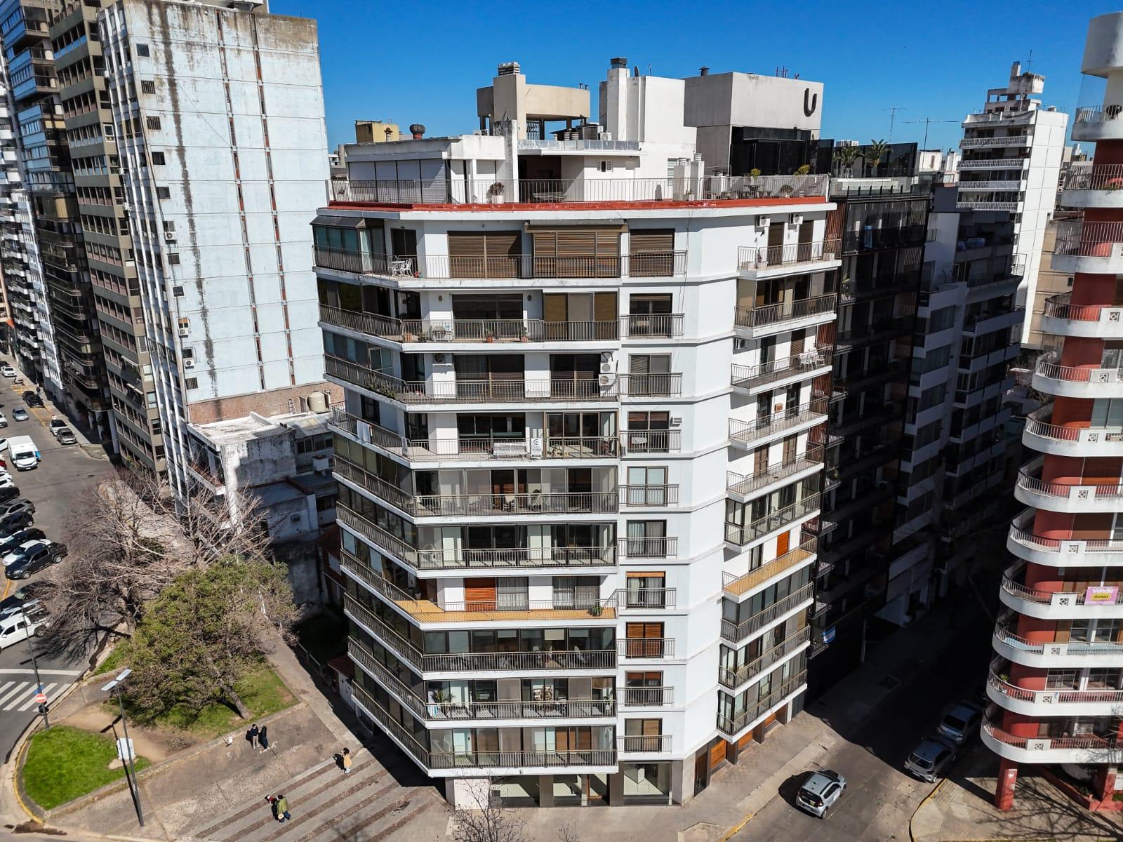 Departamento Piso Exclusivo en Venta Barrio Martin — foto 1