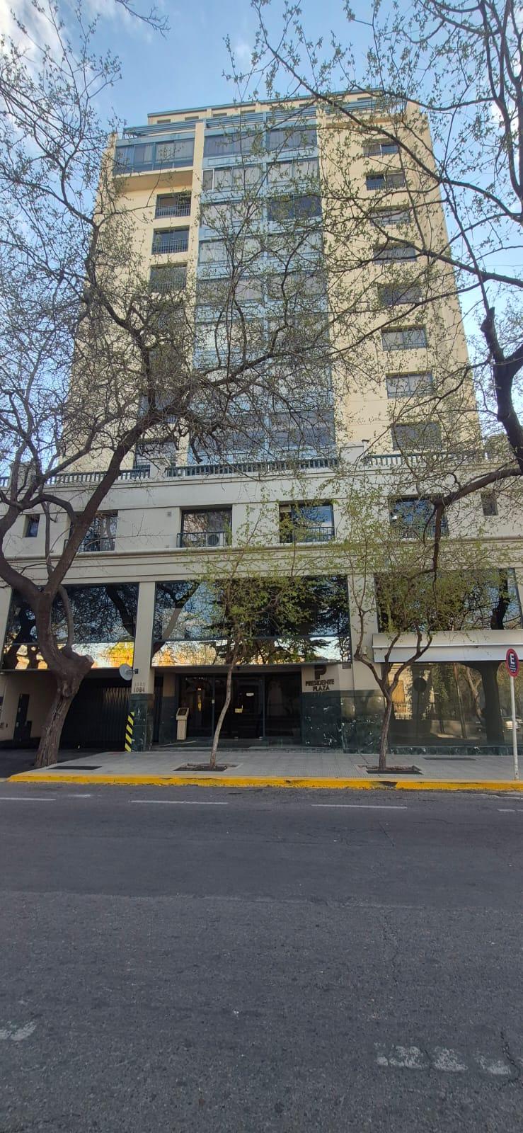 DEPARTAMENTO EN VENTA EDIFICIO PRESIDENTE PLAZA CIUDAD DE MENDOZA — foto 1