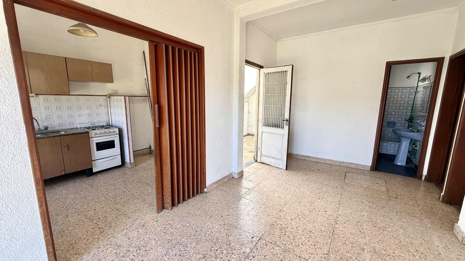 71 esq. 20 - Casa en venta de 2 dormitorios - La Plata — foto 1